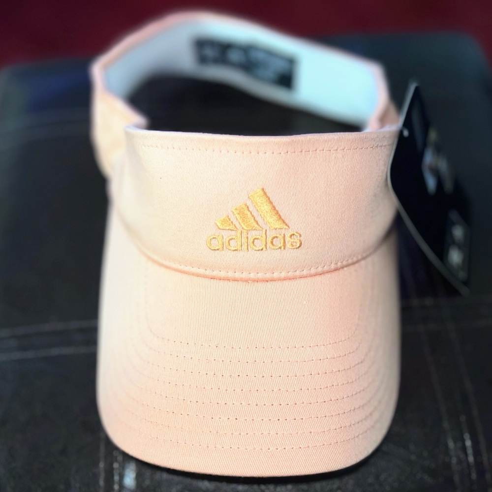 ADIDAS UNI-SEX VISOR W-PRO STRETCH COLOR PEACH  SIZE SMALL NWT